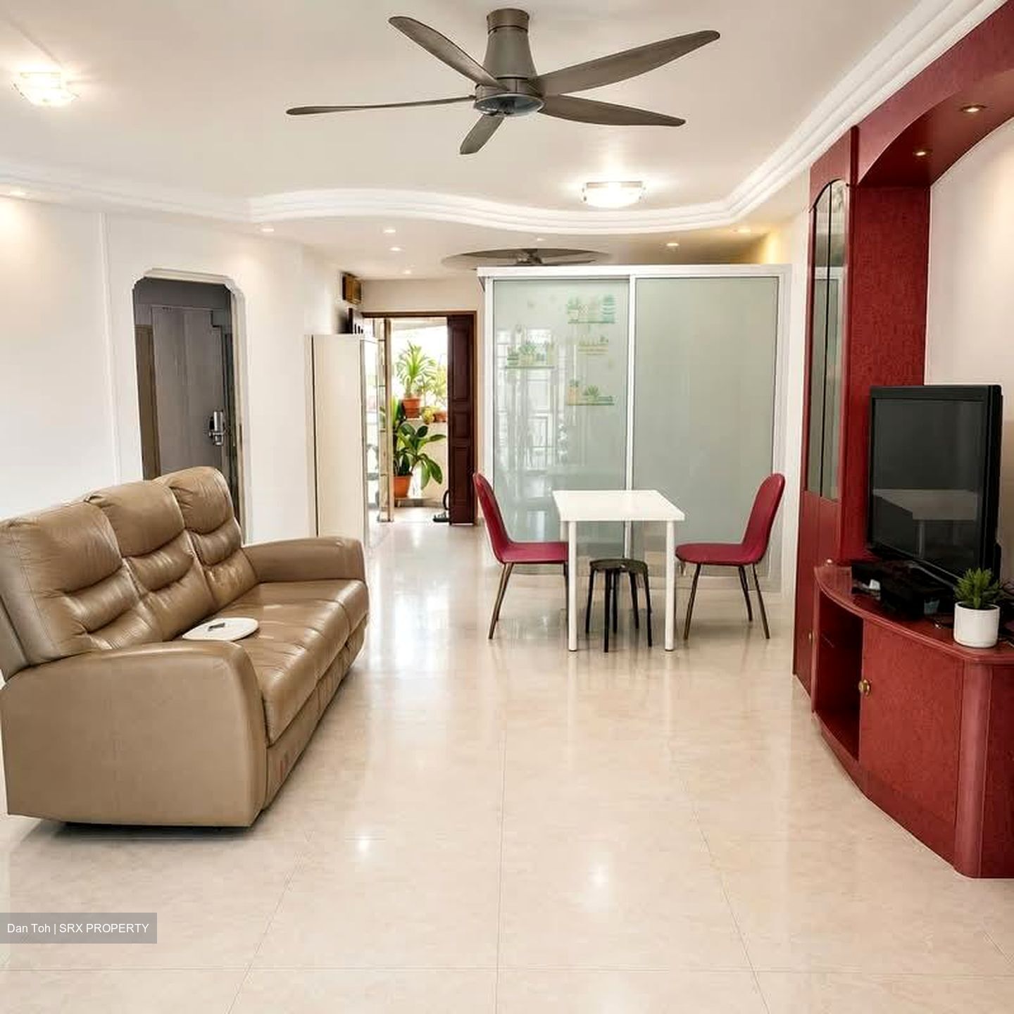 Blk 233 Compassvale Plains (Sengkang), HDB 5 Rooms #586353271